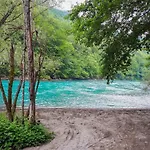 Rafting Camp Tara 87 *