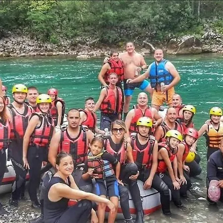 Kamp Rafting Camp Tara 87 Hum