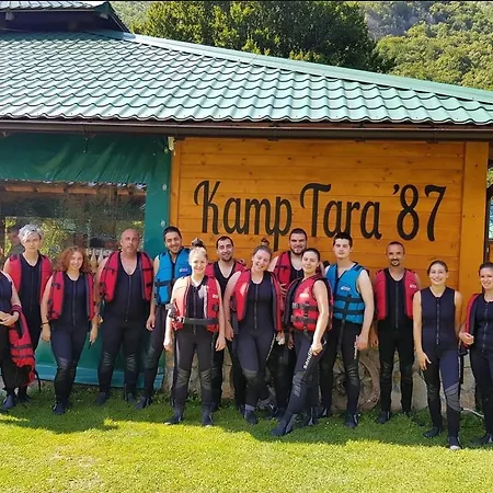 Kamp Rafting Camp Tara 87 Hum