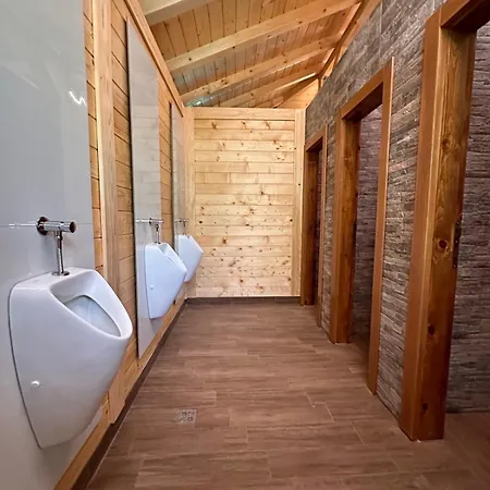 Rafting Camp Tara 87 *