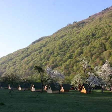 Rafting Camp Tara 87 Kamp Hum