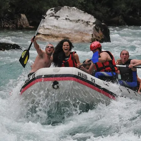 Kamp Rafting Camp Tara 87 *