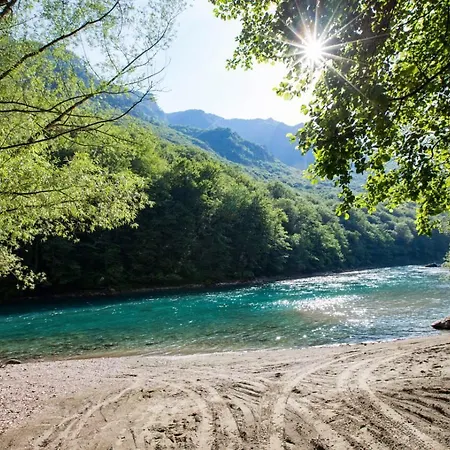 Kemp Rafting Camp Tara 87