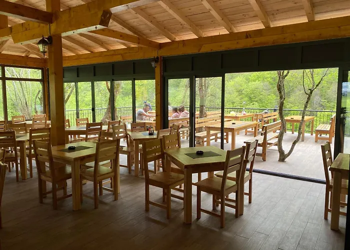 Rafting Camp Tara 87 Hum