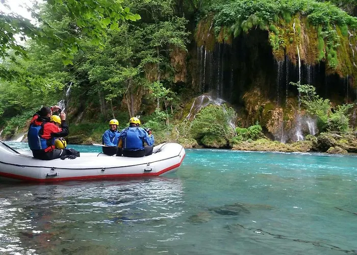 Kamp Rafting Camp Tara 87 Hum