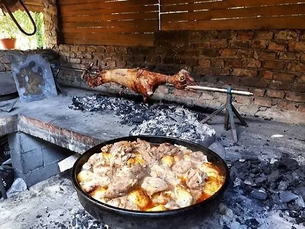 Rafting Camp Tara 87 *